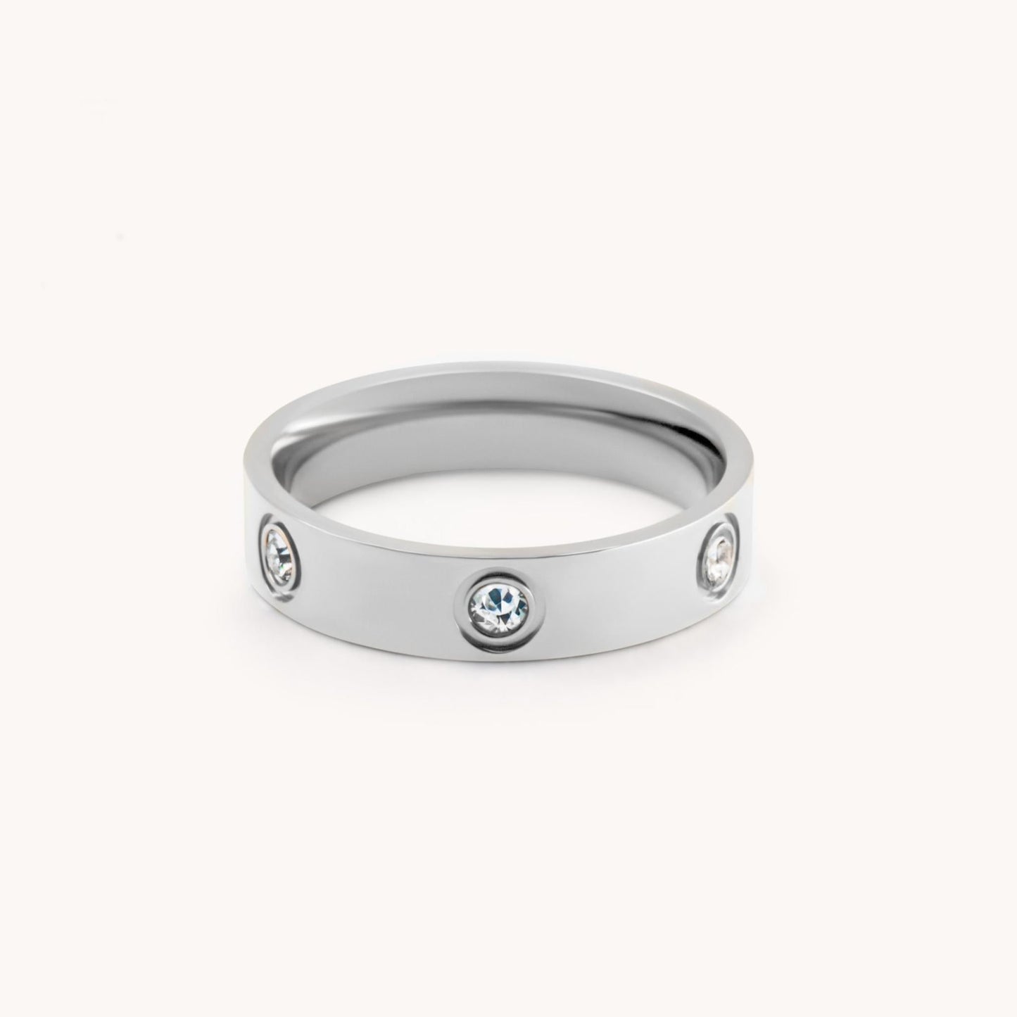 30R5101 - Cali Crystal Ring, Silver