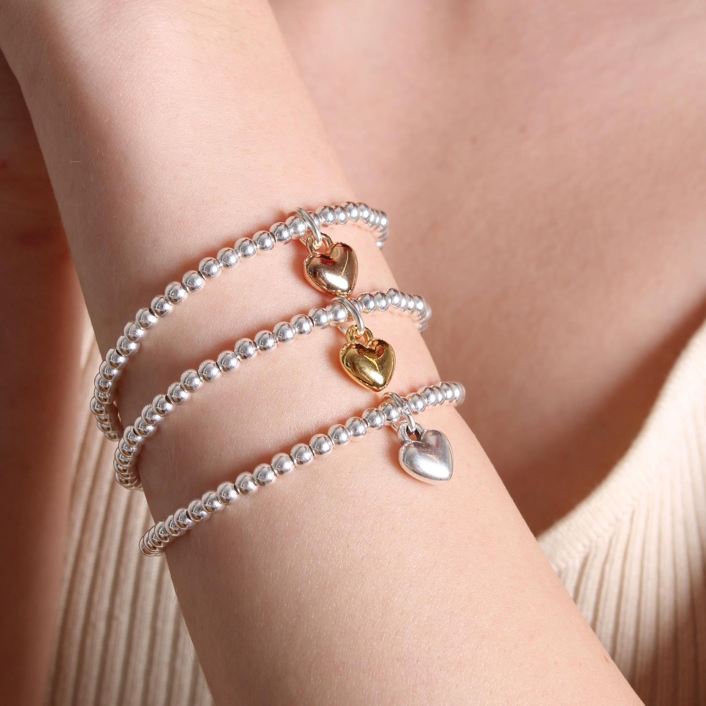30B2604 - Puffed Heart Beads Bracelet