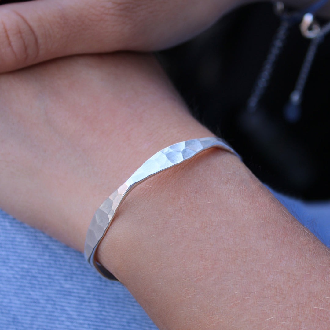 30B9130 - Hammered Cuff, Silver
