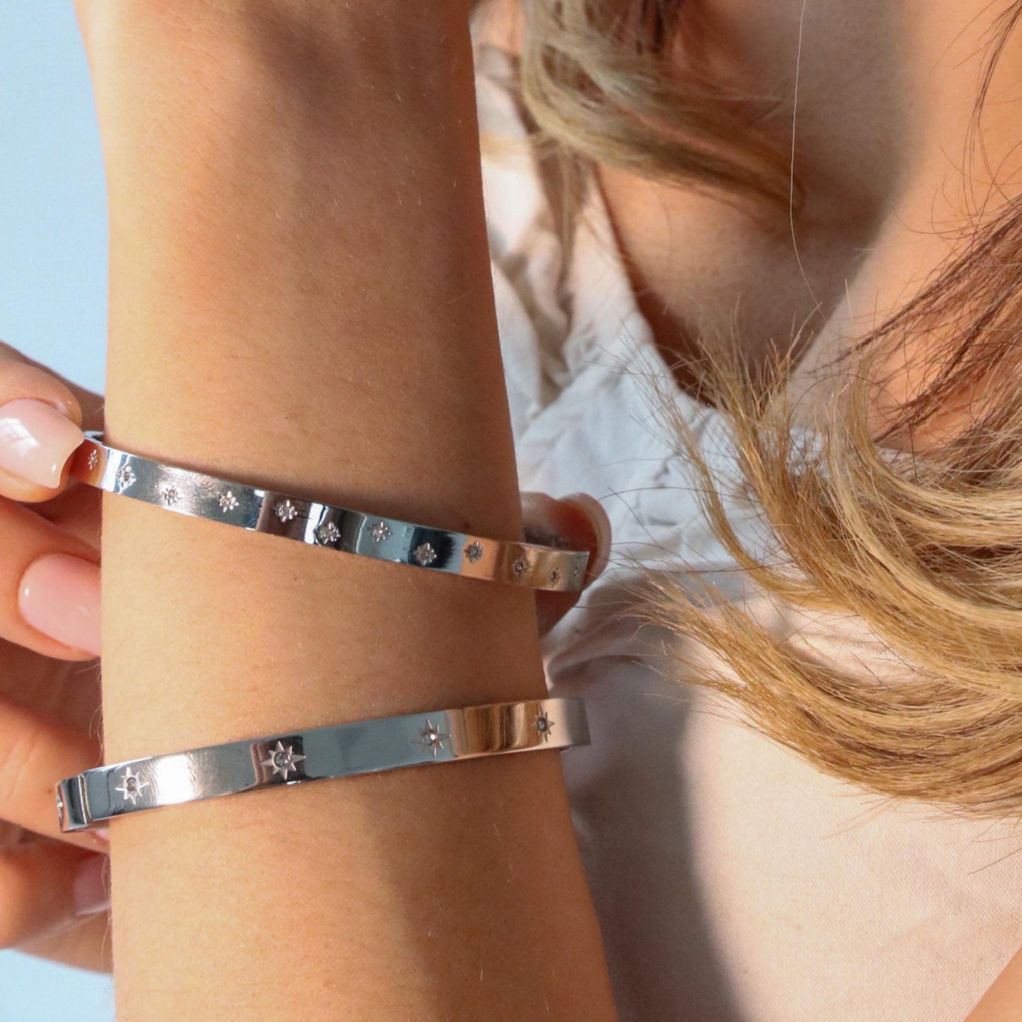 30B9005 - Estelle Starburst Crystal Bangle, Silver
