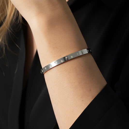 30B9005 - Estelle Starburst Crystal Bangle, Silver