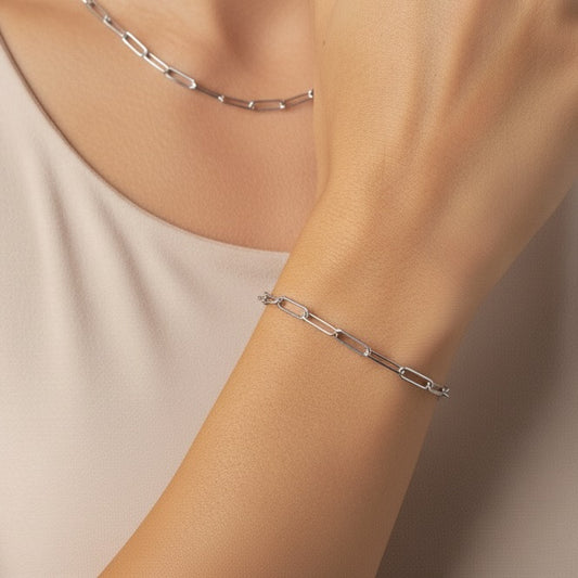 30B2811 - Paperclip Bracelet, Silver