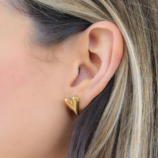 30E3307G - Celine Heart Stud Earrings, Gold