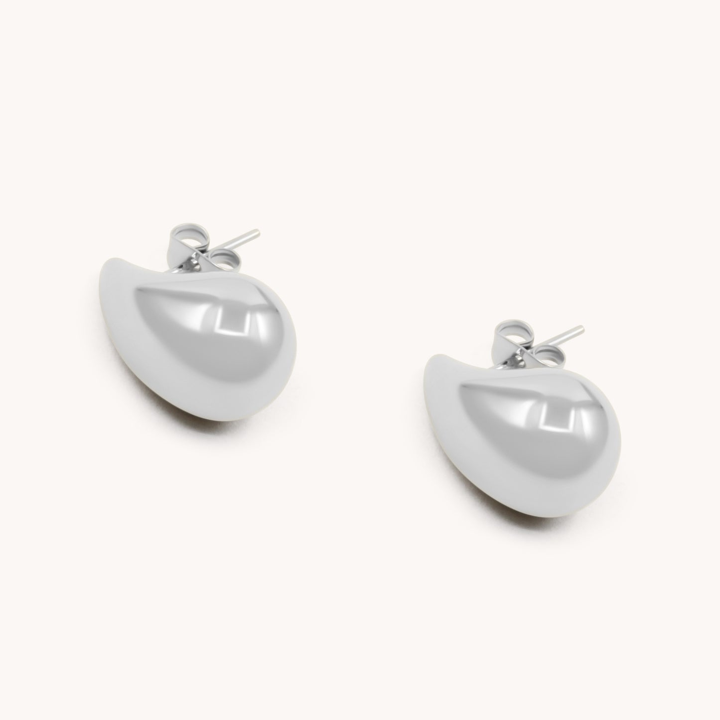30E3371 - Teardrop Studs, Silver