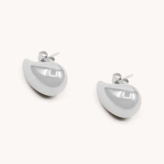 30E3371 - Teardrop Studs, Silver
