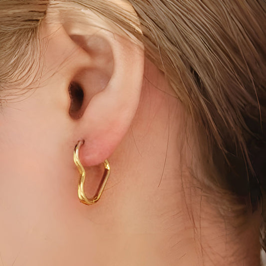 30E3117G - Heart Huggie Hoops, Gold