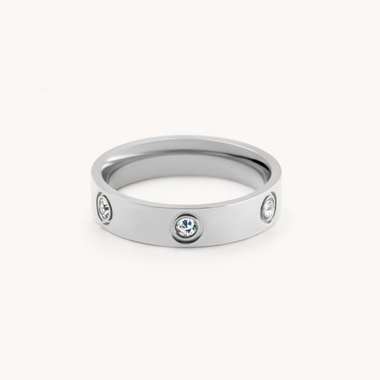 30R5101 - Cali Crystal Ring, Silver