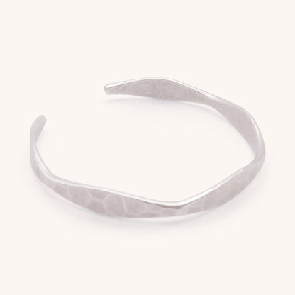 30B9130 - Hammered Cuff, Silver