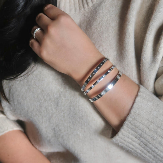 30B9005 - Estelle Starburst Crystal Bangle, Silver