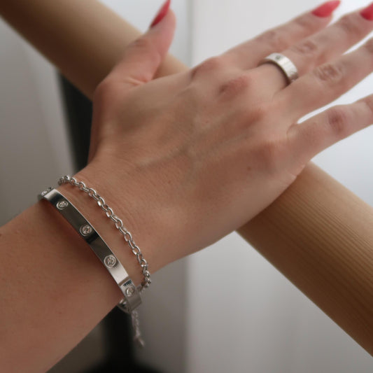30B9001 - Cali Crystal Bangle, Silver