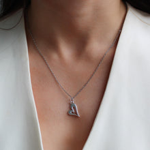 Load image into Gallery viewer, 30N1613 - Open Curved Heart Fine Necklace, Silver