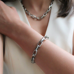 30B2300 - Square Link Bracelet, Silver