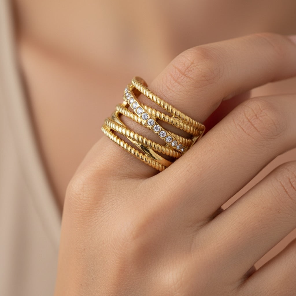 30R5113G - Amber Crystal Crossover Ring, Gold