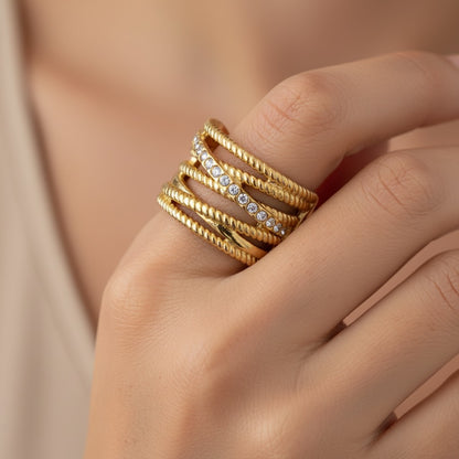 30R5113G - Amber Crystal Crossover Ring, Gold