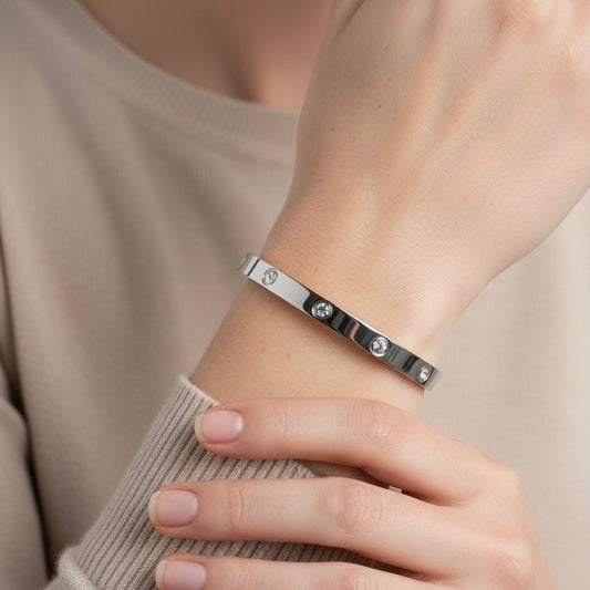 30B9001 - Cali Crystal Bangle, Silver