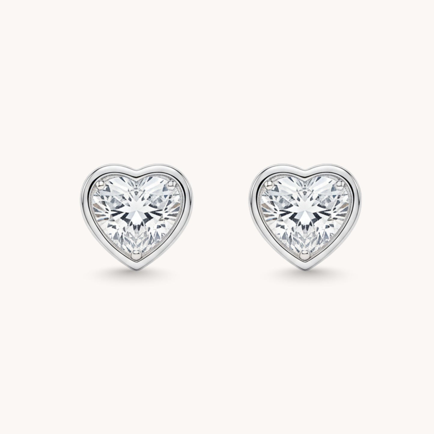 30E3372 - Heart Crystal Stud Earrings, Silver