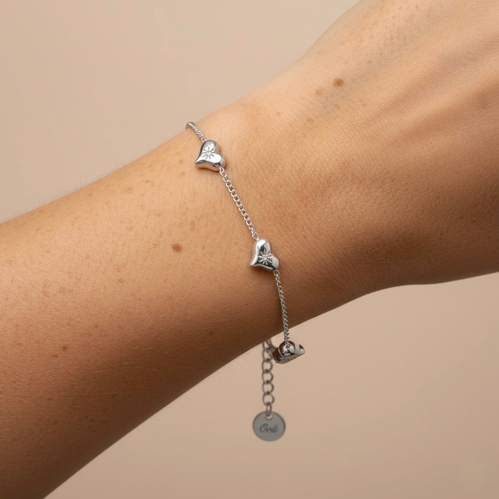 30B2019 - Crystal Starburst Multi Heart Bracelet, Silver