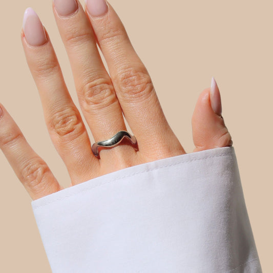 30R5167 - Wavy Ring, Silver