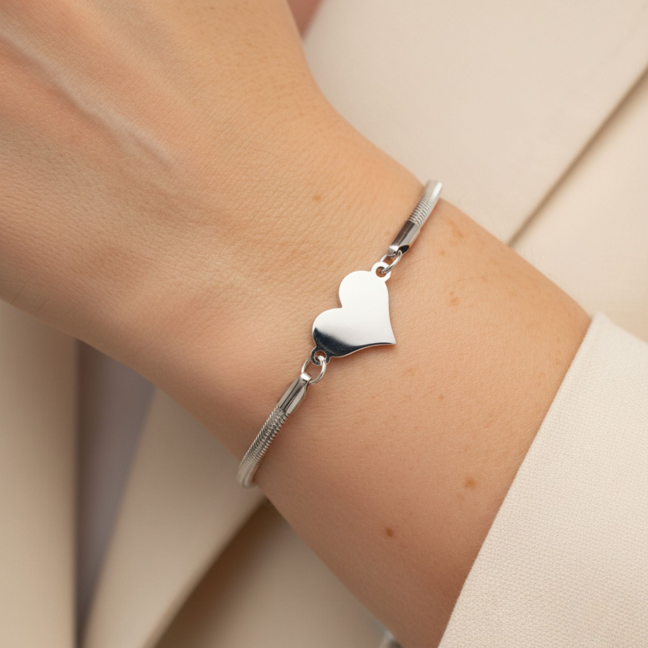 Snake Chain Heart Bracelet in Silver | Orli Jewellery – OrliJ