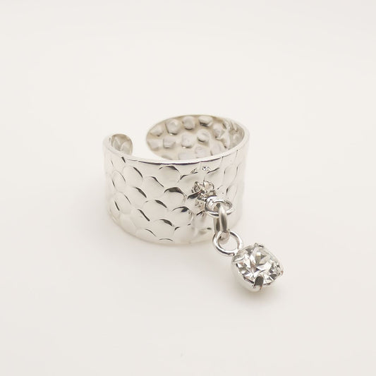 30R5126 - Birthstone Hammered Charm Ring